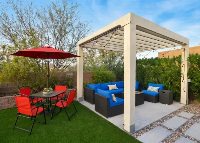 Holiday home Firepit Nights Private Heated Pool & Bbq Tucson